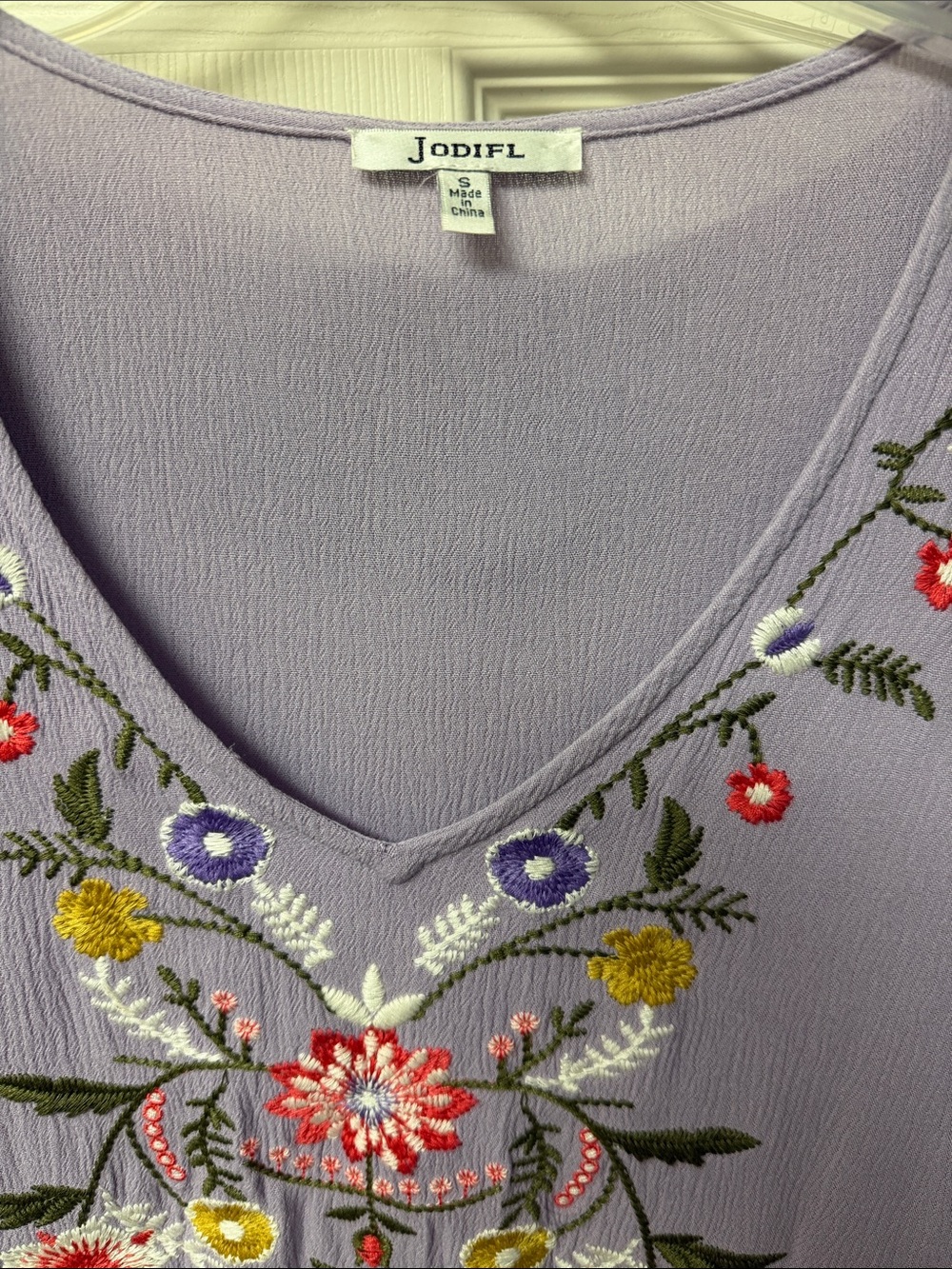 JODIFL Lilac Floral Embroidered V-Neck Top